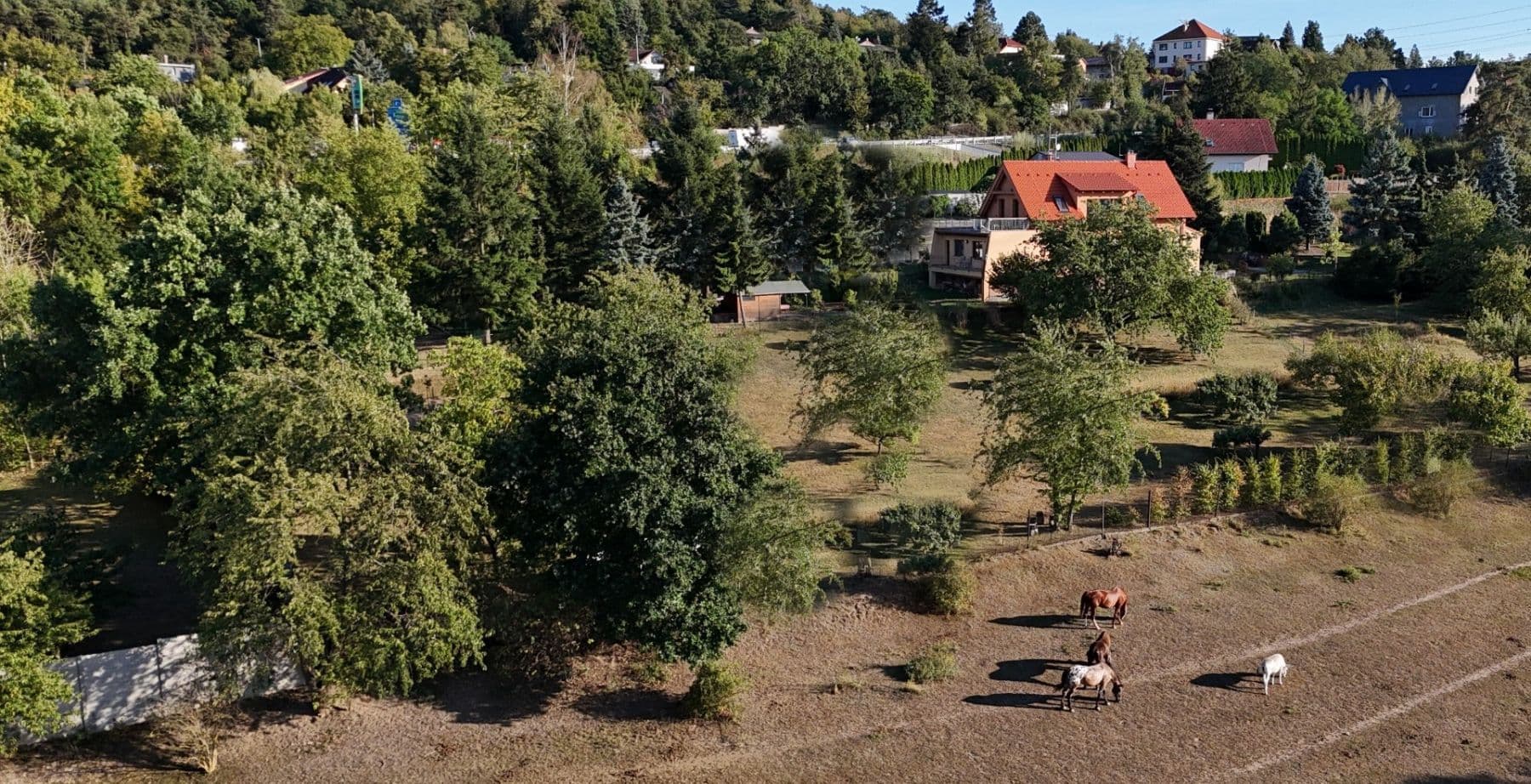 Prodej domu 242 m², pozemek 1.994 m², Za Dálnicí, Praha, Praha Prodej domu 242 m², pozemek 1.994 m², Za Dálnicí, Praha, Praha