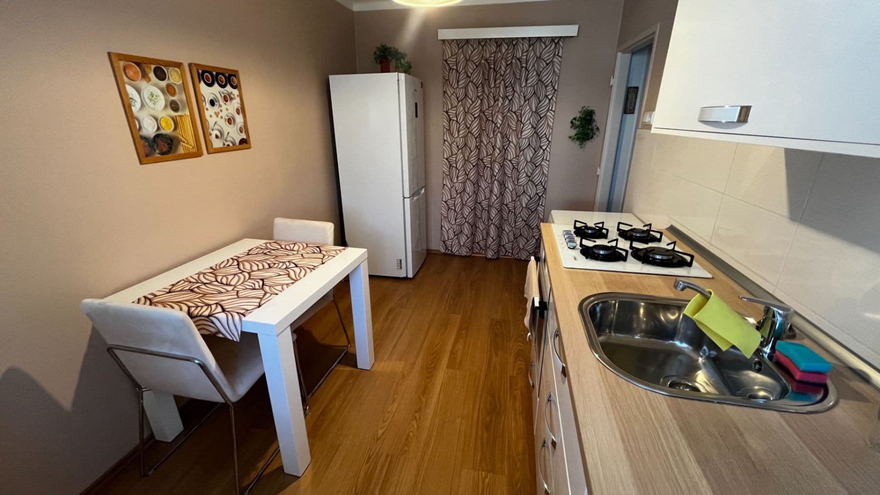 Pronájem bytu 2+1 53 m², José Martího, Praha, Praha Pronájem bytu 2+1 53 m², José Martího, Praha, Praha