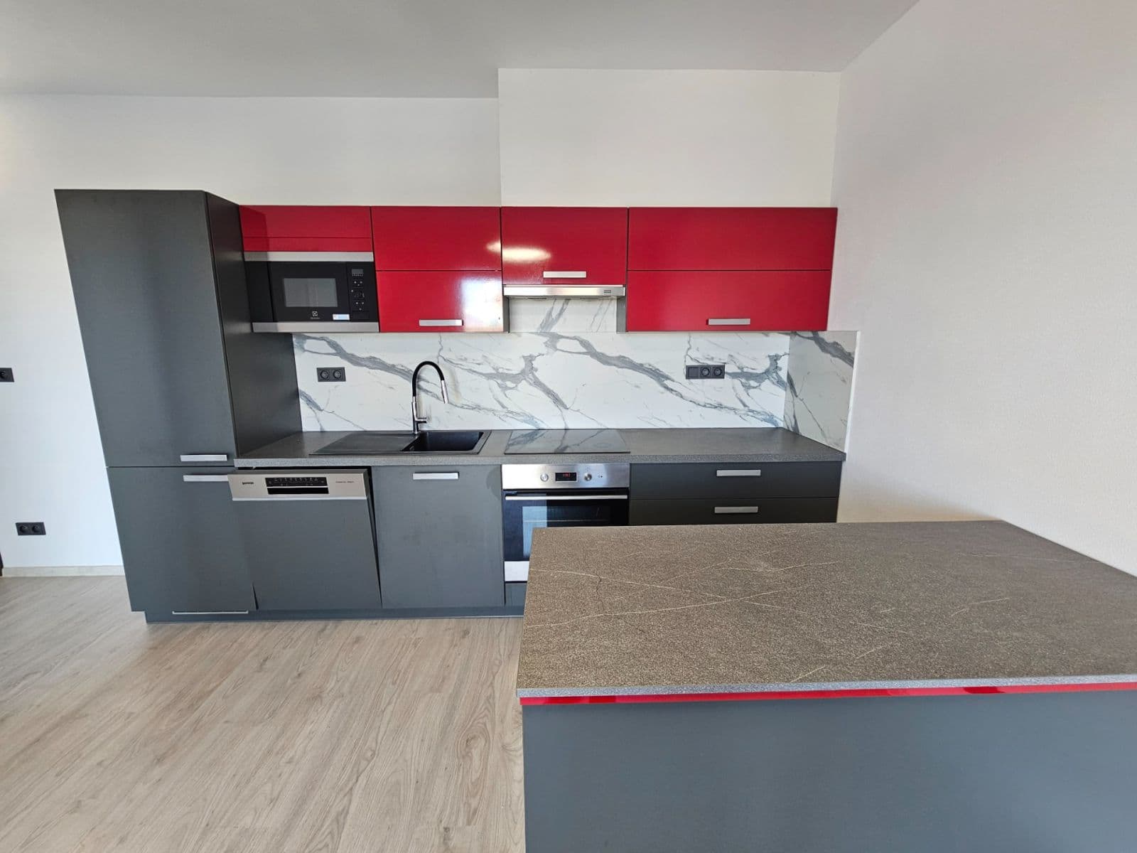 Pronájem bytu 2+kk 42 m², Pilařská, Plzeň, Plzeňský kraj Pronájem bytu 2+kk 42 m², Pilařská, Plzeň, Plzeňský kraj