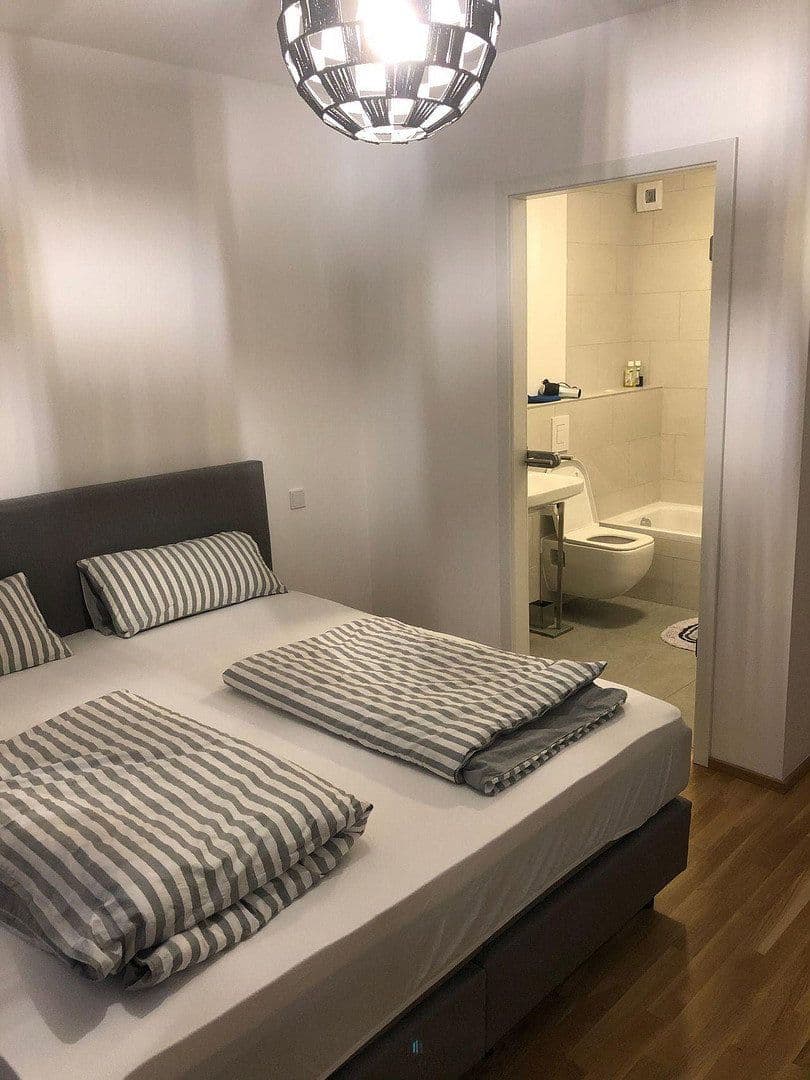 Pronájem bytu 4+1 102 m², Wilhelm-Leuschner-Straße 32, Frankfurt am Main, Hessen Pronájem bytu 4+1 102 m², Wilhelm-Leuschner-Straße 32, Frankfurt am Main, Hessen