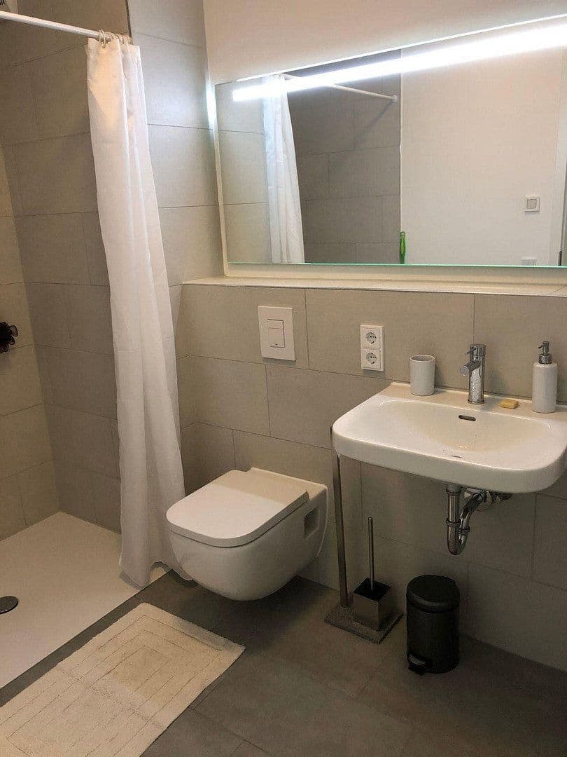 Pronájem bytu 4+1 102 m², Wilhelm-Leuschner-Straße 32, Frankfurt am Main, Hessen Pronájem bytu 4+1 102 m², Wilhelm-Leuschner-Straße 32, Frankfurt am Main, Hessen