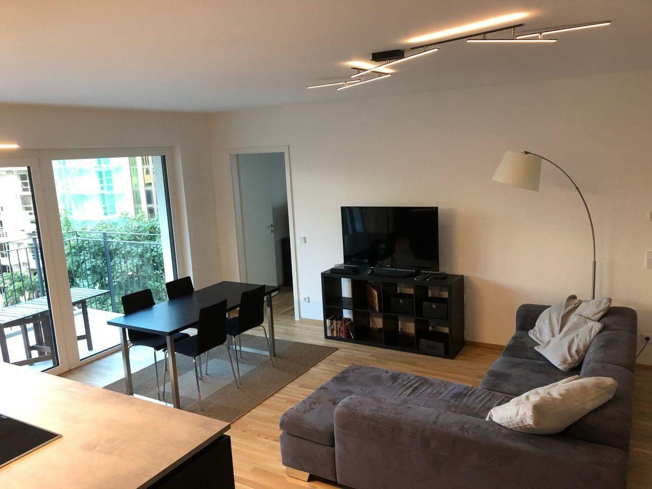 Pronájem bytu 4+1 102 m², Wilhelm-Leuschner-Straße 32, Frankfurt am Main, Hessen Pronájem bytu 4+1 102 m², Wilhelm-Leuschner-Straße 32, Frankfurt am Main, Hessen