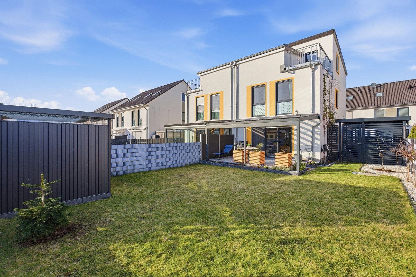 Pronájem domu 148 m², pozemek 262 m², Schulzendorf, Braniborsko Pronájem domu 148 m², pozemek 262 m², Schulzendorf, Braniborsko