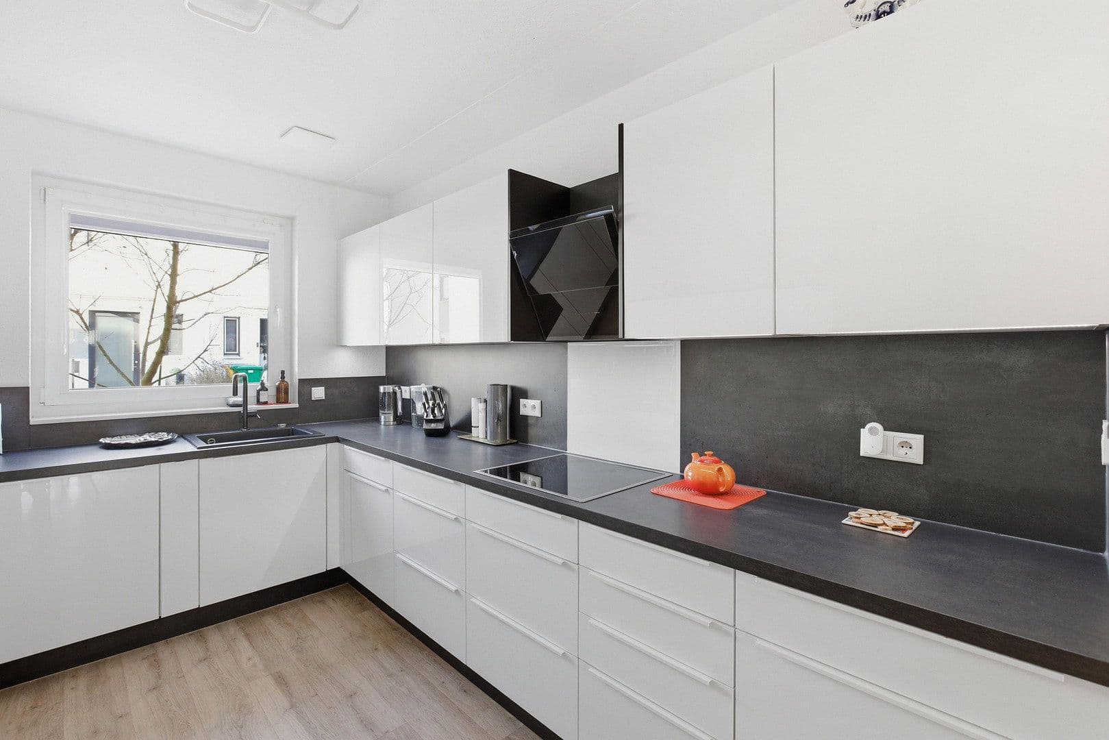 Pronájem domu 148 m², pozemek 262 m², Schulzendorf, Braniborsko Pronájem domu 148 m², pozemek 262 m², Schulzendorf, Braniborsko