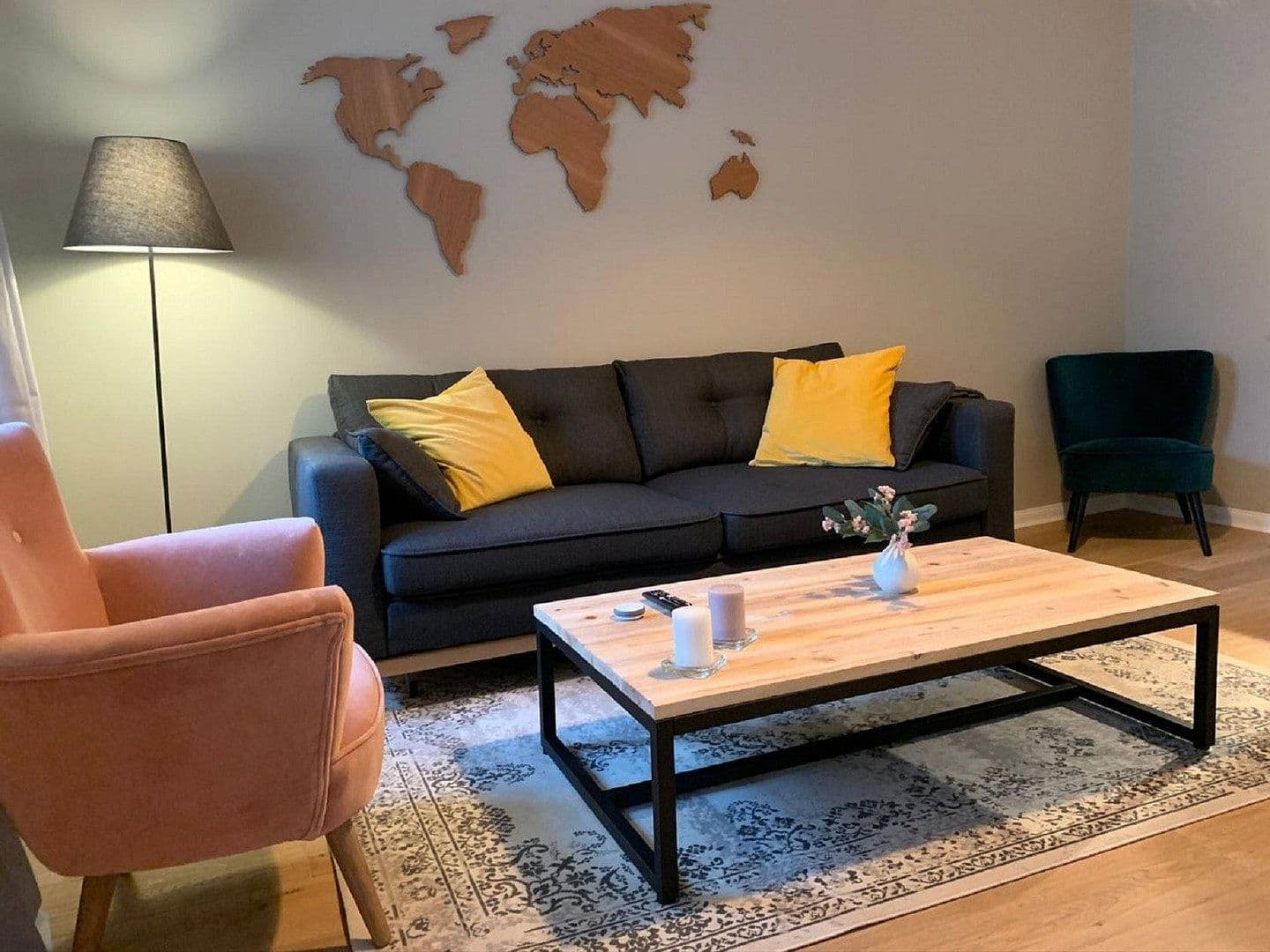 Pronájem bytu 2+1 55 m², Lintgasse 18a, Köln, Severní Porýní-Vestfálsko Pronájem bytu 2+1 55 m², Lintgasse 18a, Köln, Severní Porýní-Vestfálsko