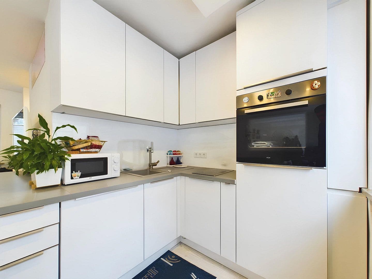 Pronájem bytu 1+1 38 m², Bruder-Klaus-Straße 7, Konstanz, Bádensko-Württembersko Pronájem bytu 1+1 38 m², Bruder-Klaus-Straße 7, Konstanz, Bádensko-Württembersko