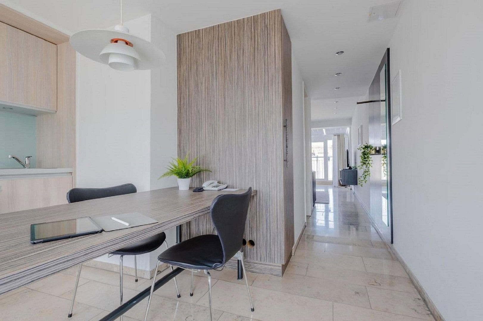 Pronájem bytu 2+1 51 m², Stephanienstraße 23, Düsseldorf, Severní Porýní-Vestfálsko Pronájem bytu 2+1 51 m², Stephanienstraße 23, Düsseldorf, Severní Porýní-Vestfálsko