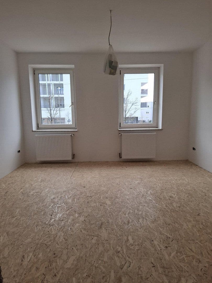 Pronájem domu 380 m², pozemek 375 m², Augsburg, Bavorsko Pronájem domu 380 m², pozemek 375 m², Augsburg, Bavorsko