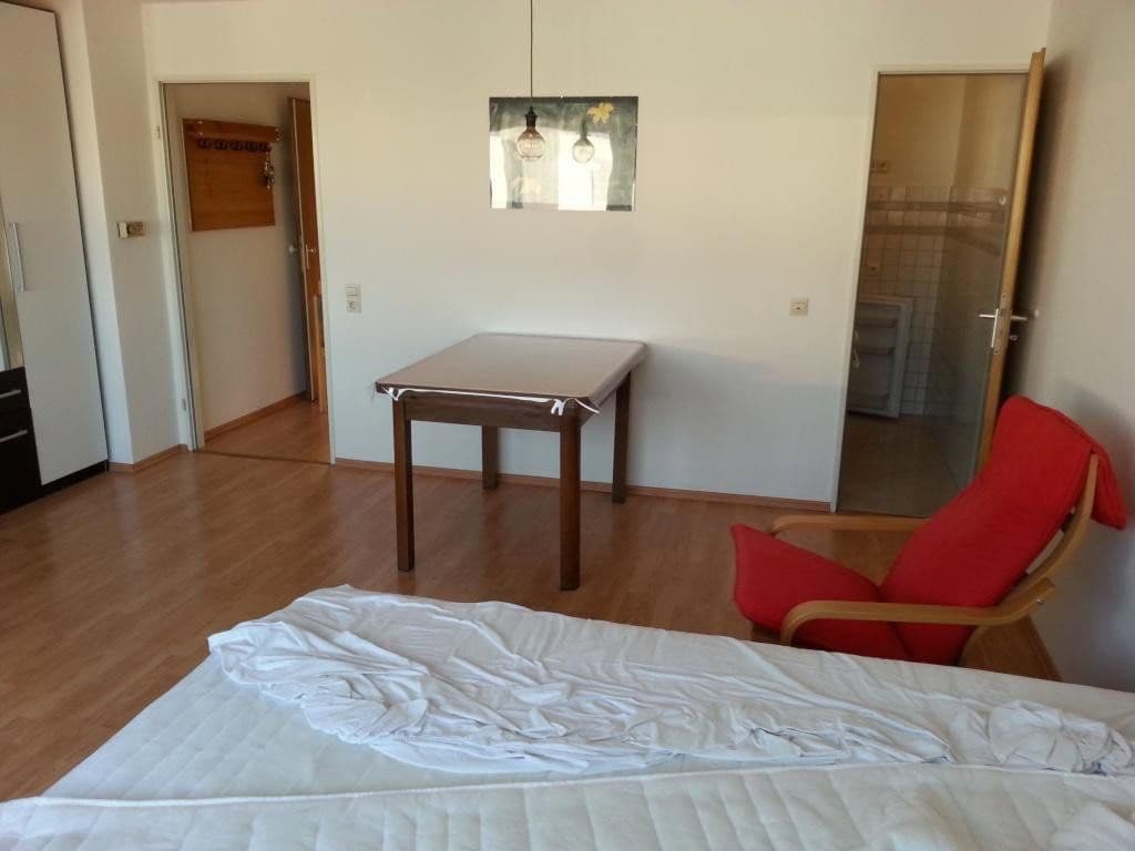 Pronájem bytu 1+1 33 m², Gartenstraße 15, Neu-Ulm, Bavorsko Pronájem bytu 1+1 33 m², Gartenstraße 15, Neu-Ulm, Bavorsko