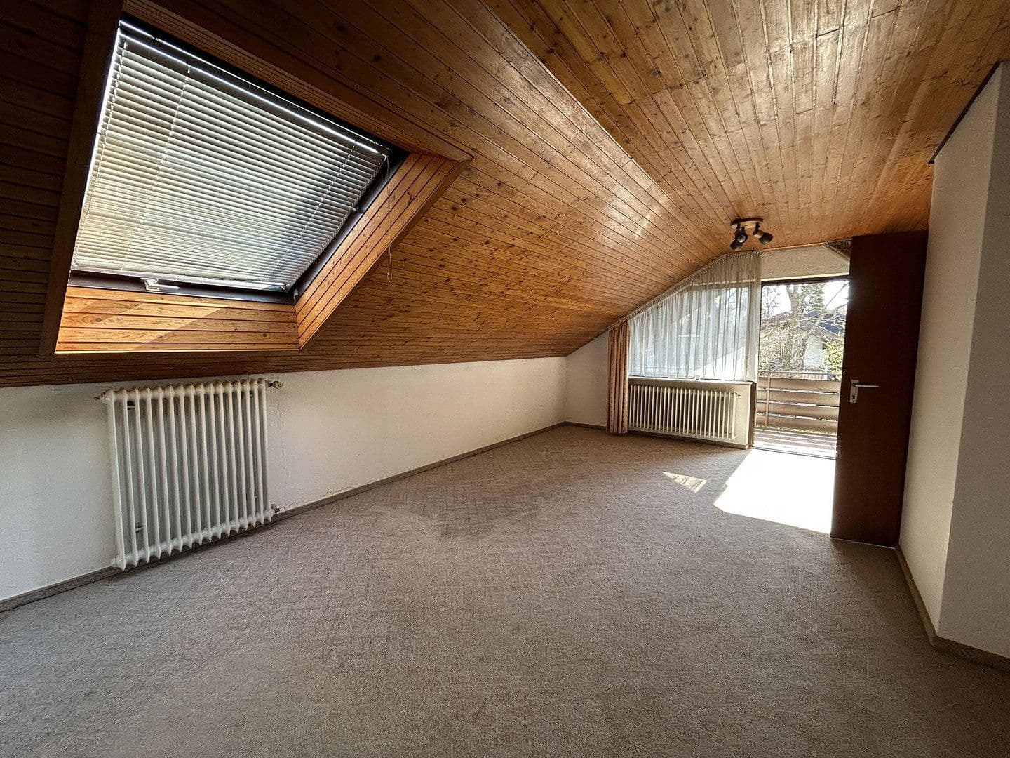 Prodej domu 266 m², pozemek 1.039 m², Herbrechtingen, Bádensko-Württembersko Prodej domu 266 m², pozemek 1.039 m², Herbrechtingen, Bádensko-Württembersko