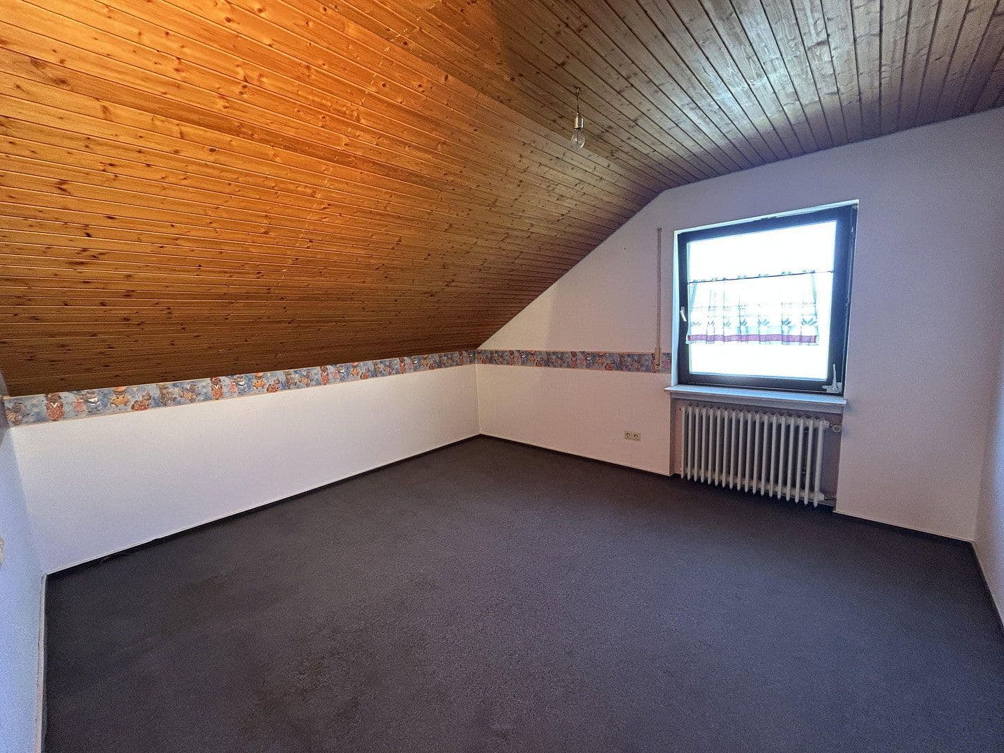 Prodej domu 266 m², pozemek 1.039 m², Herbrechtingen, Bádensko-Württembersko Prodej domu 266 m², pozemek 1.039 m², Herbrechtingen, Bádensko-Württembersko