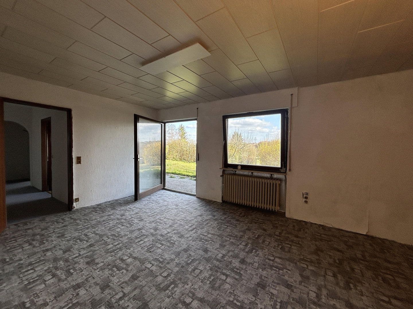 Prodej domu 266 m², pozemek 1.039 m², Herbrechtingen, Bádensko-Württembersko Prodej domu 266 m², pozemek 1.039 m², Herbrechtingen, Bádensko-Württembersko
