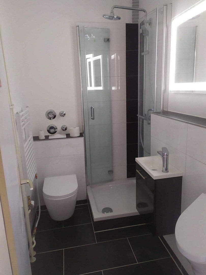 Pronájem bytu 3+1 90 m², Kirchenweg 8, Hamburg, Hamburg Pronájem bytu 3+1 90 m², Kirchenweg 8, Hamburg, Hamburg