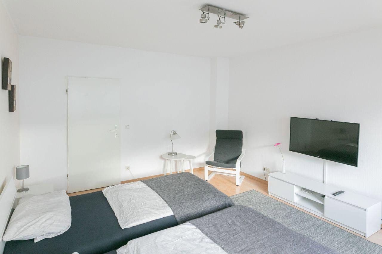 Pronájem bytu 3+1 90 m², Kirchenweg 8, Hamburg, Hamburg Pronájem bytu 3+1 90 m², Kirchenweg 8, Hamburg, Hamburg