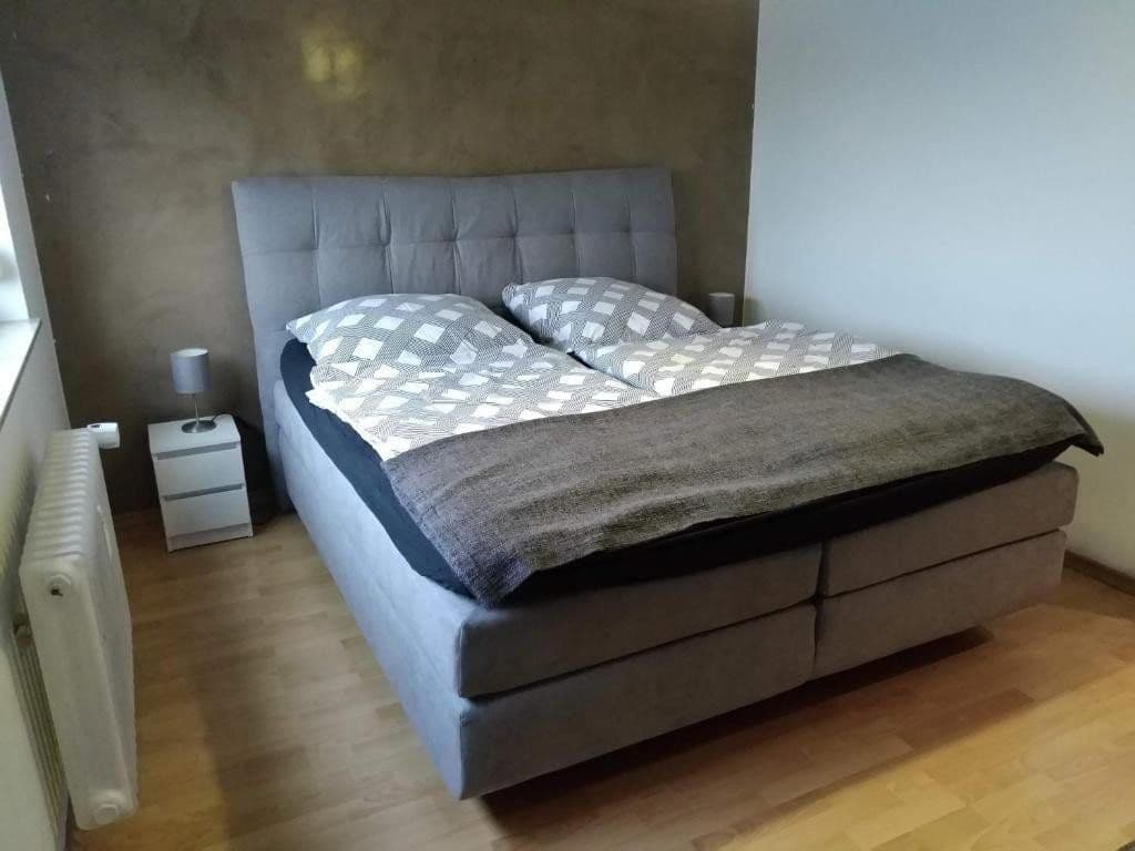 Pronájem bytu 3+1 90 m², Kirchenweg 8, Hamburg, Hamburg Pronájem bytu 3+1 90 m², Kirchenweg 8, Hamburg, Hamburg