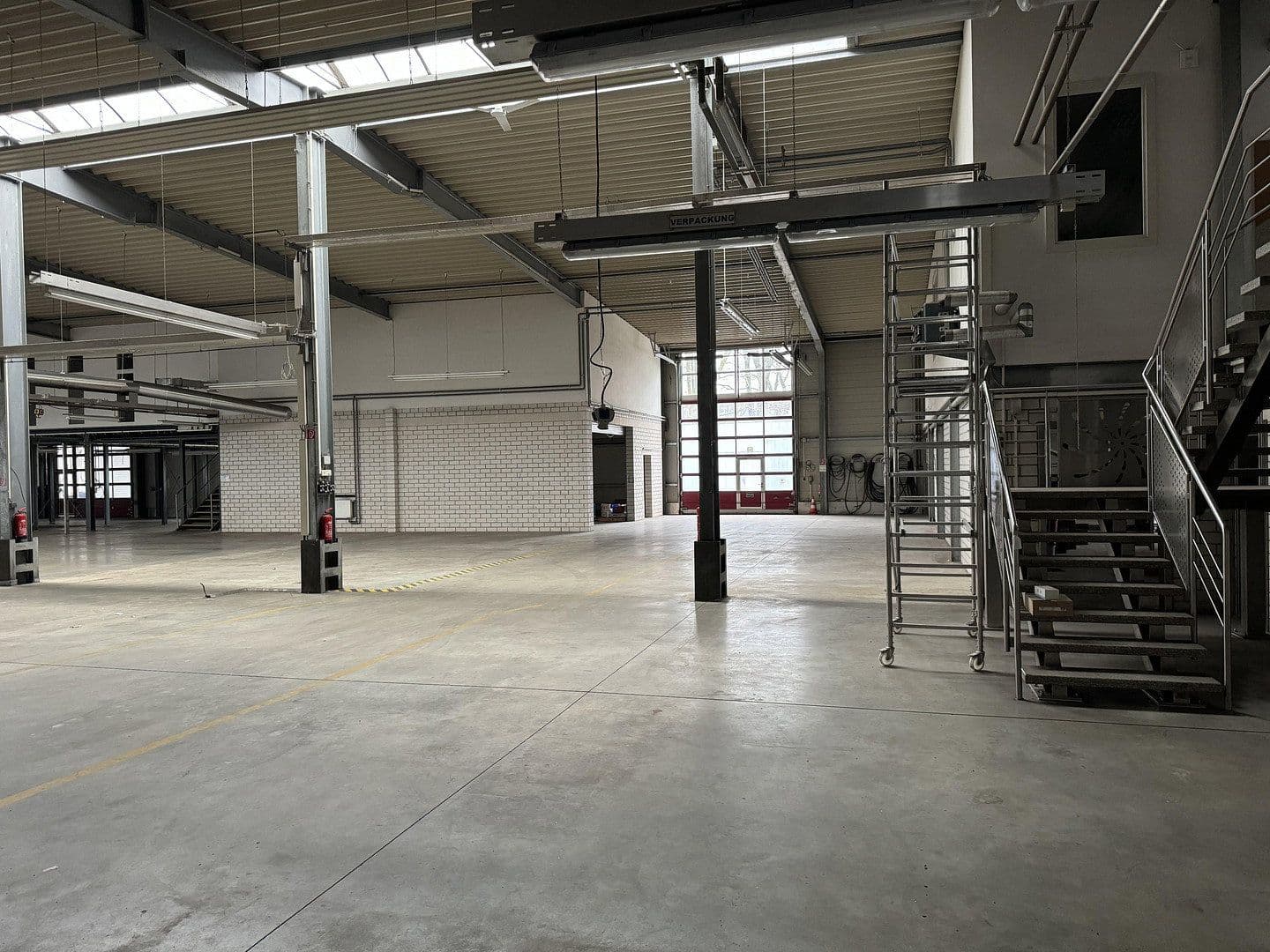 Pronájem nebytového prostoru 3.500 m², Frankenberg/Sachsen, Sasko Pronájem nebytového prostoru 3.500 m², Frankenberg/Sachsen, Sasko