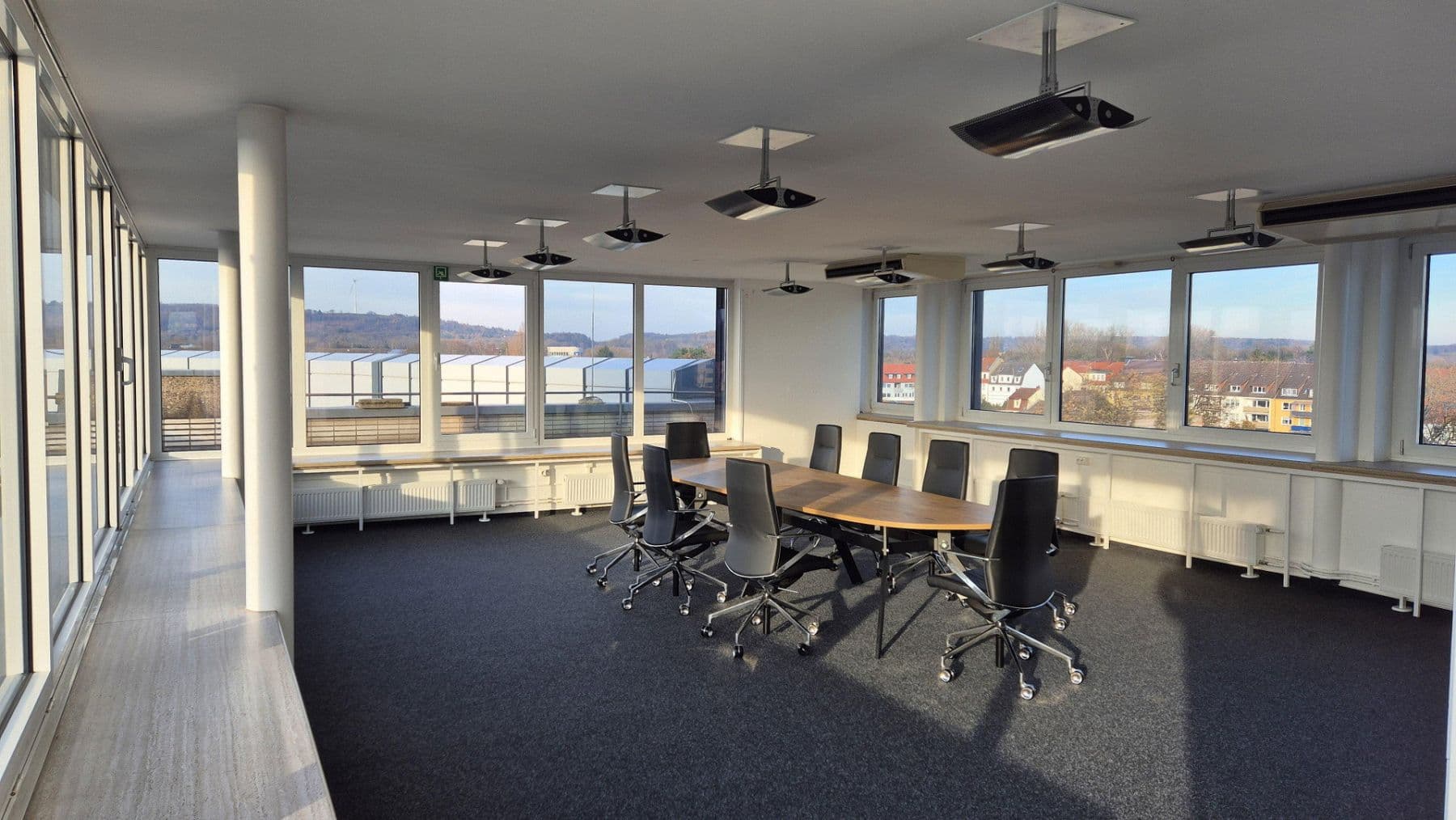 Pronájem kanceláře 3.000 m², Osnabrück, Dolní Sasko Pronájem kanceláře 3.000 m², Osnabrück, Dolní Sasko