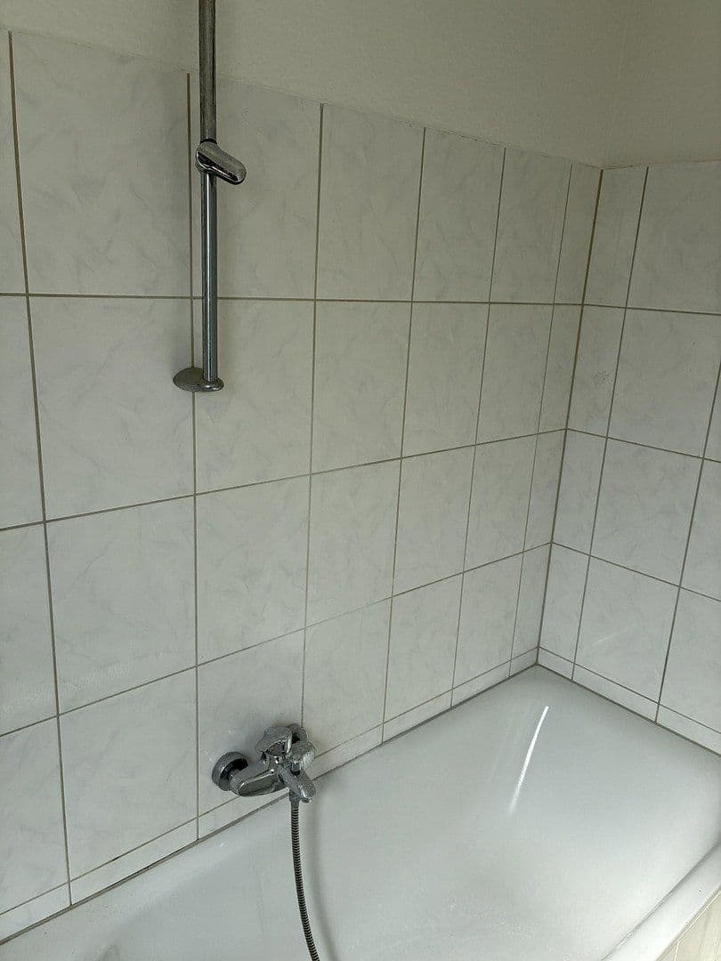 Pronájem bytu 3+kk 73 m², Von-Ossietzky-Ring 15, Essen, Severní Porýní-Vestfálsko Pronájem bytu 3+kk 73 m², Von-Ossietzky-Ring 15, Essen, Severní Porýní-Vestfálsko