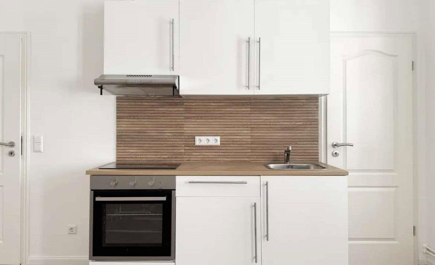 Pronájem bytu 1+kk 44 m², Markgrafenstraße 9, Berlin, Berlín Pronájem bytu 1+kk 44 m², Markgrafenstraße 9, Berlin, Berlín