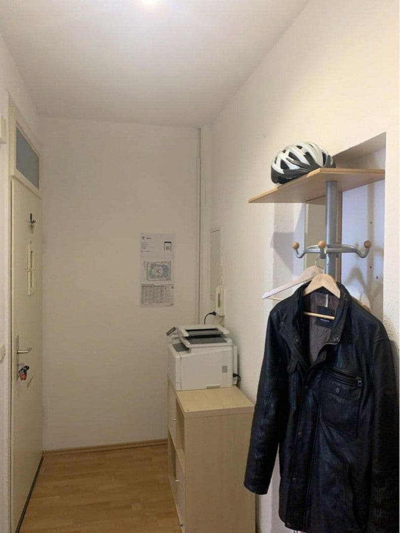 Pronájem bytu 1+1 49 m², Talaverastraße 8, Hannover, Dolní Sasko Pronájem bytu 1+1 49 m², Talaverastraße 8, Hannover, Dolní Sasko