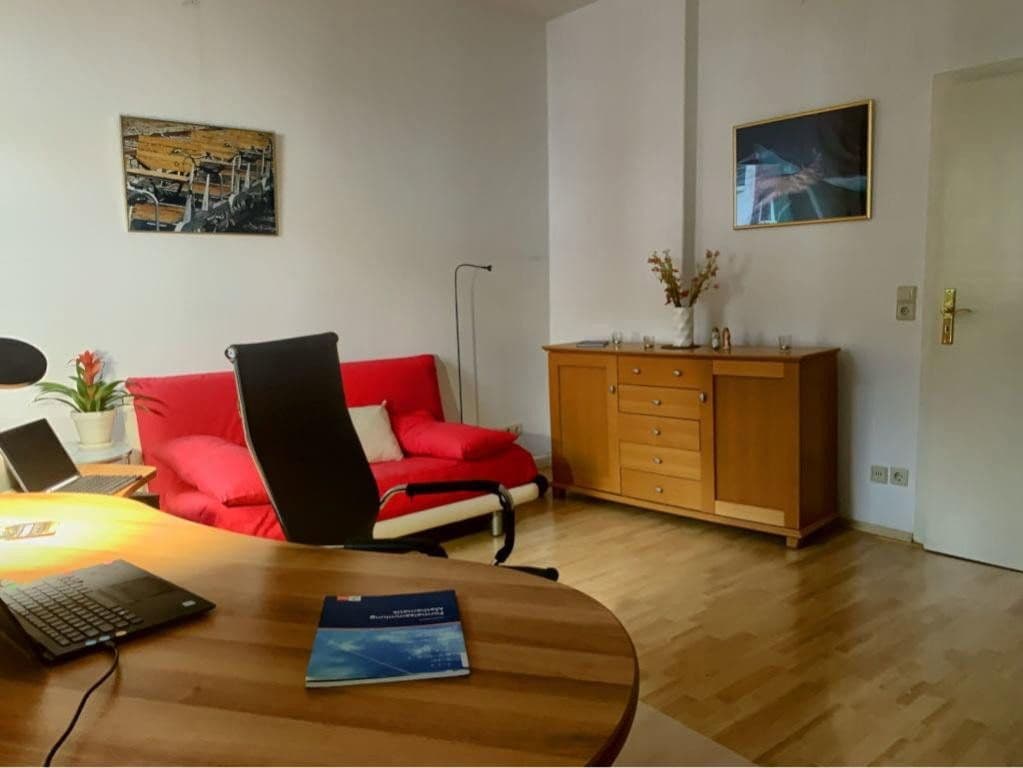 Pronájem bytu 1+1 49 m², Talaverastraße 8, Hannover, Dolní Sasko Pronájem bytu 1+1 49 m², Talaverastraße 8, Hannover, Dolní Sasko