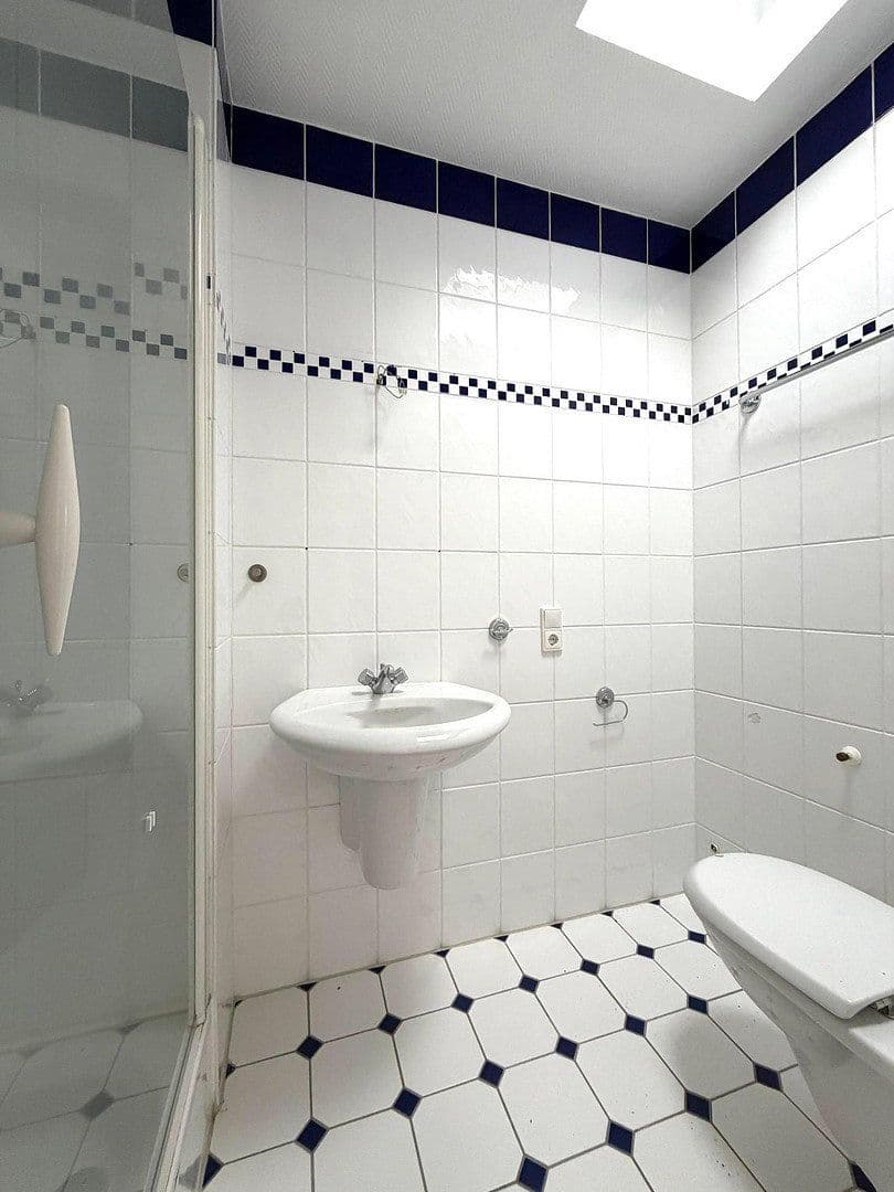 Pronájem bytu 4+1 111 m², Villbacher Str. 44, Bad Orb, Hessen Pronájem bytu 4+1 111 m², Villbacher Str. 44, Bad Orb, Hessen