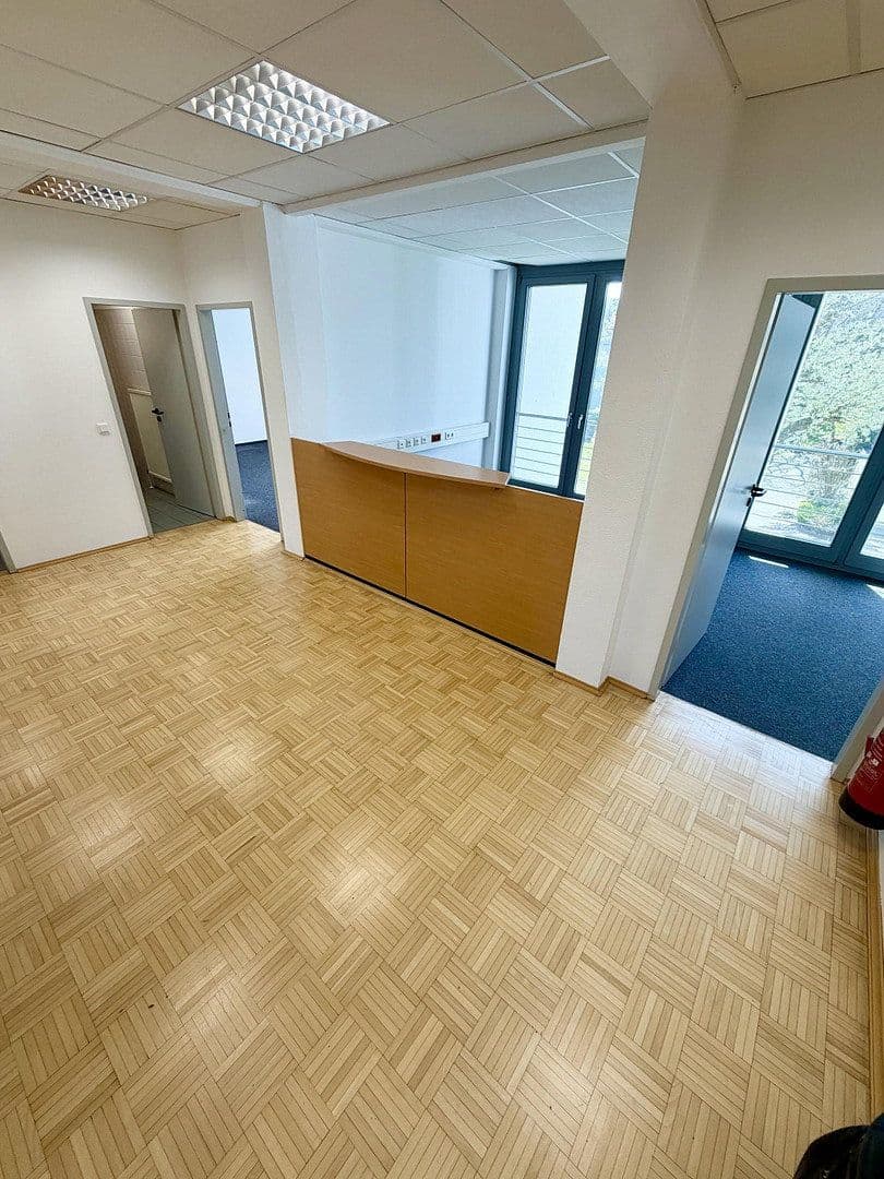Pronájem kanceláře 140 m², Detmolder Str. 596, Bielefeld, Severní Porýní-Vestfálsko Pronájem kanceláře 140 m², Detmolder Str. 596, Bielefeld, Severní Porýní-Vestfálsko