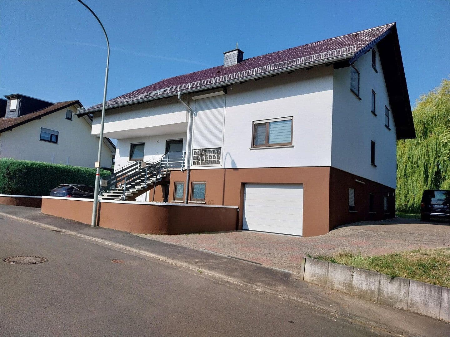 Prodej domu 377 m², pozemek 1.788 m², Pappelstraße 24, Laubach, Hessen Prodej domu 377 m², pozemek 1.788 m², Pappelstraße 24, Laubach, Hessen