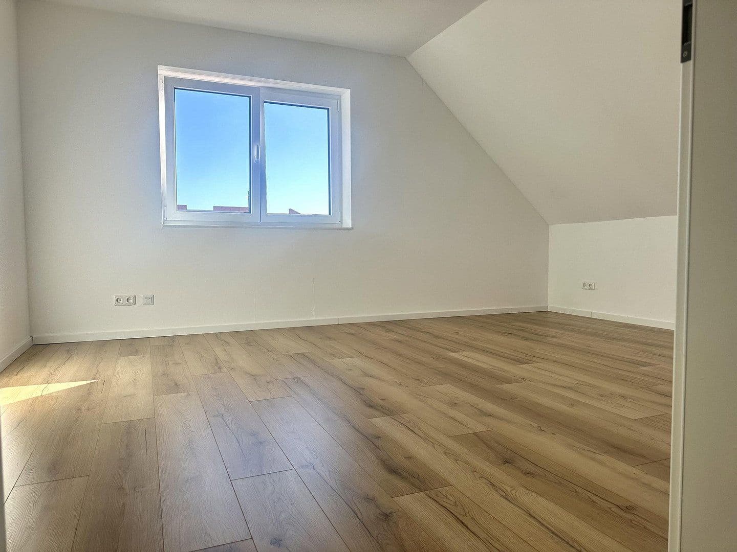 Prodej domu 125 m², pozemek 330 m², Bleckede, Dolní Sasko Prodej domu 125 m², pozemek 330 m², Bleckede, Dolní Sasko
