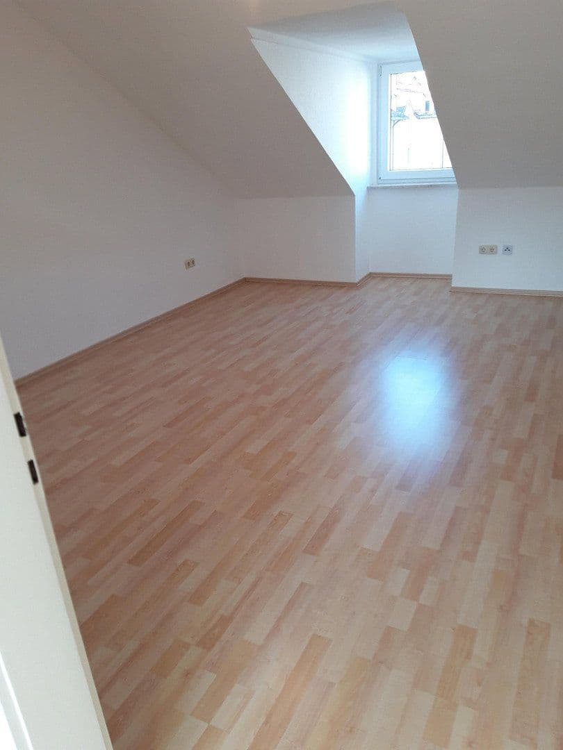 Pronájem bytu 2+1 55 m², Sendling-Westpark, München, Bavorsko Pronájem bytu 2+1 55 m², Sendling-Westpark, München, Bavorsko