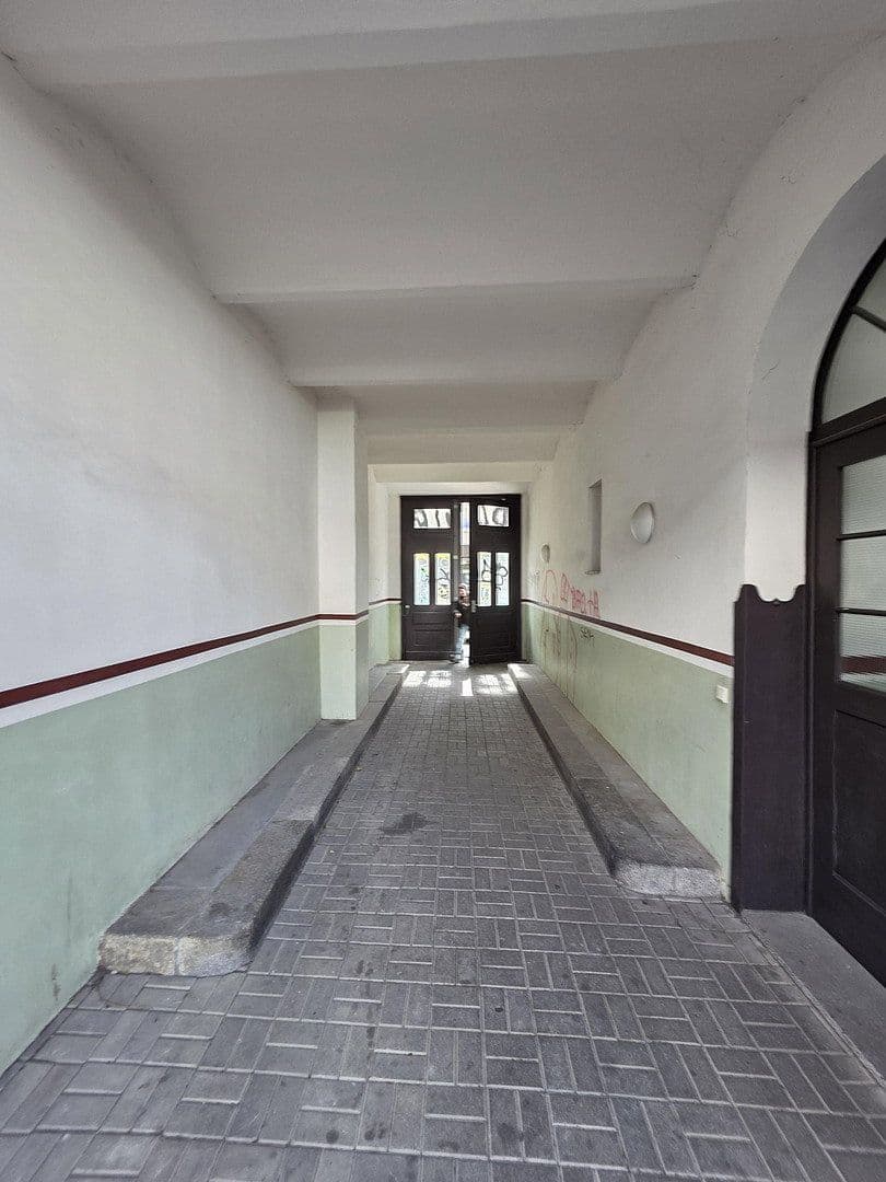 Pronájem bytu 1+1 42 m², Konradstraße 45, Leipzig, Sasko Pronájem bytu 1+1 42 m², Konradstraße 45, Leipzig, Sasko