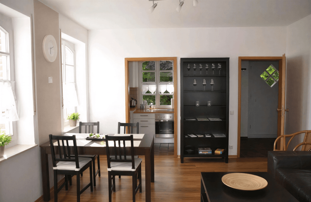 Prodej domu 378 m², pozemek 2.174 m², Nettetal, Severní Porýní-Vestfálsko Prodej domu 378 m², pozemek 2.174 m², Nettetal, Severní Porýní-Vestfálsko