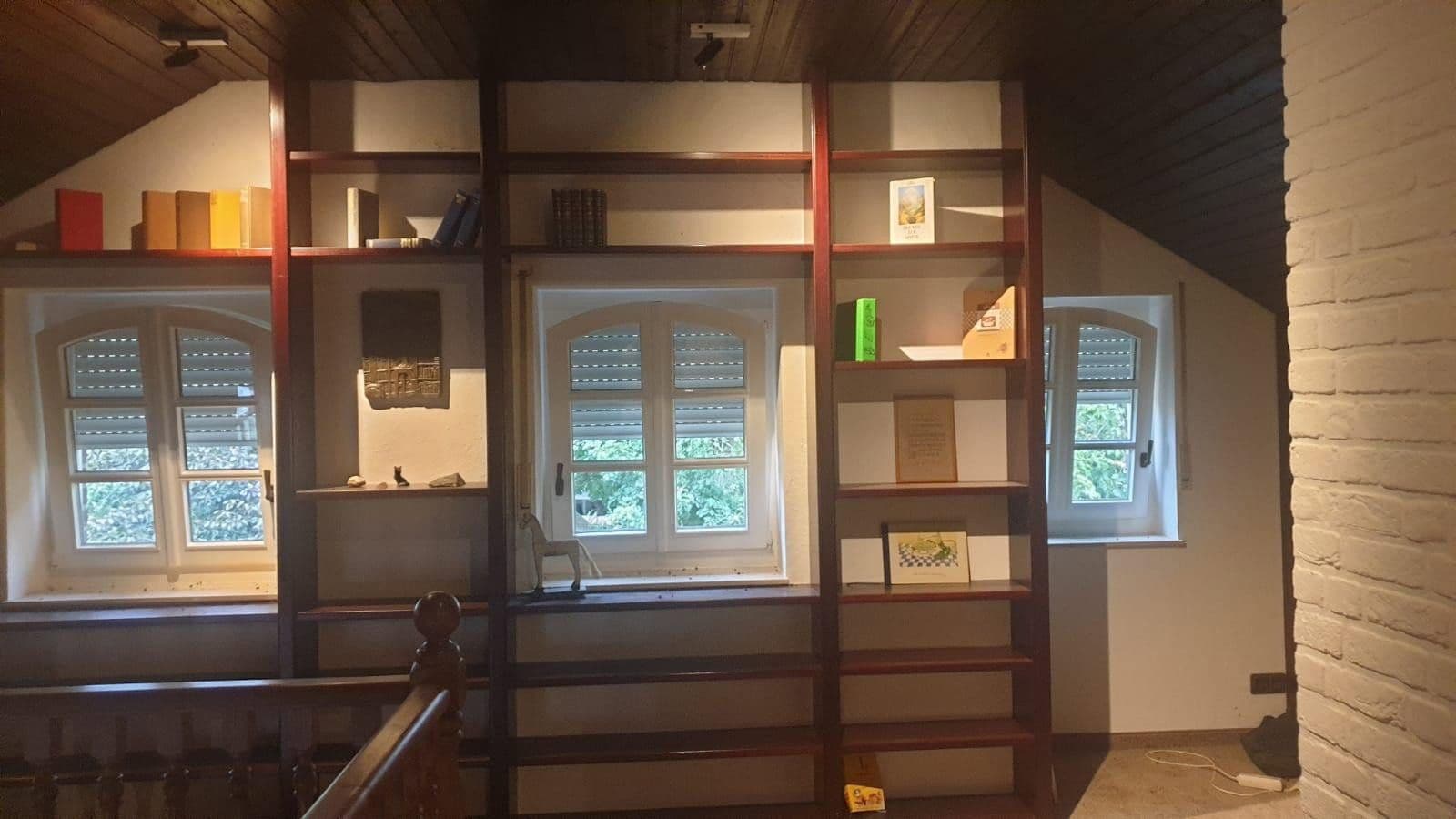 Prodej domu 378 m², pozemek 2.174 m², Nettetal, Severní Porýní-Vestfálsko Prodej domu 378 m², pozemek 2.174 m², Nettetal, Severní Porýní-Vestfálsko