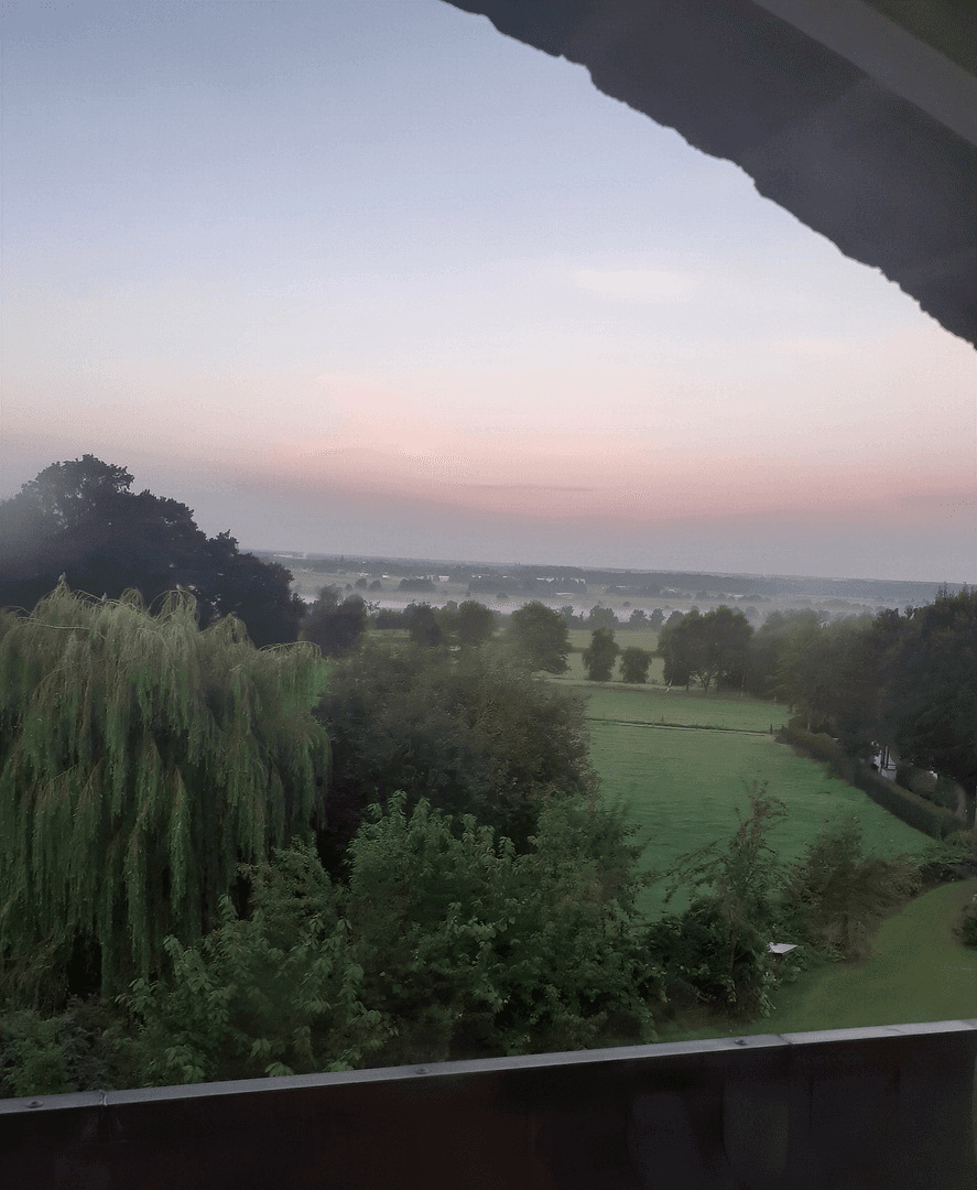 Prodej domu 378 m², pozemek 2.174 m², Nettetal, Severní Porýní-Vestfálsko Prodej domu 378 m², pozemek 2.174 m², Nettetal, Severní Porýní-Vestfálsko