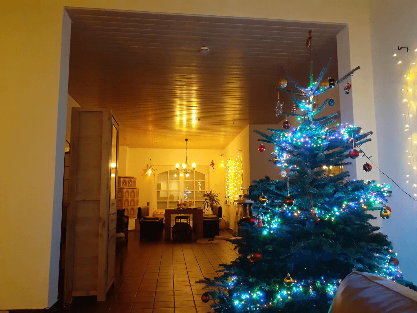 Prodej domu 378 m², pozemek 2.174 m², Nettetal, Severní Porýní-Vestfálsko Prodej domu 378 m², pozemek 2.174 m², Nettetal, Severní Porýní-Vestfálsko