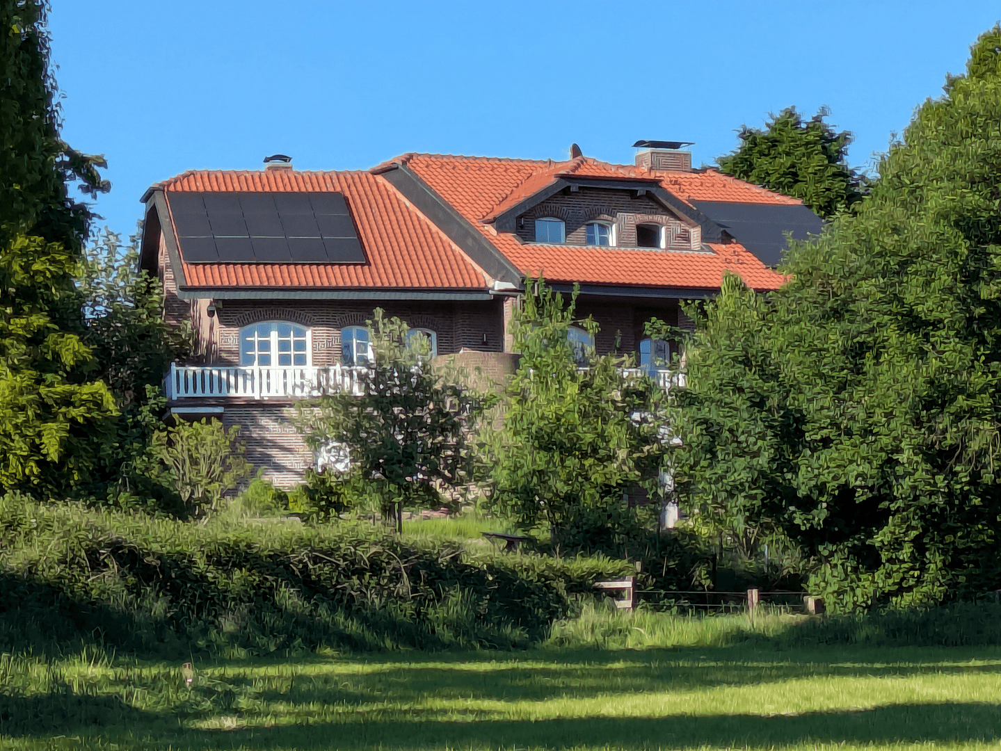 Prodej domu 378 m², pozemek 2.174 m², Nettetal, Severní Porýní-Vestfálsko Prodej domu 378 m², pozemek 2.174 m², Nettetal, Severní Porýní-Vestfálsko