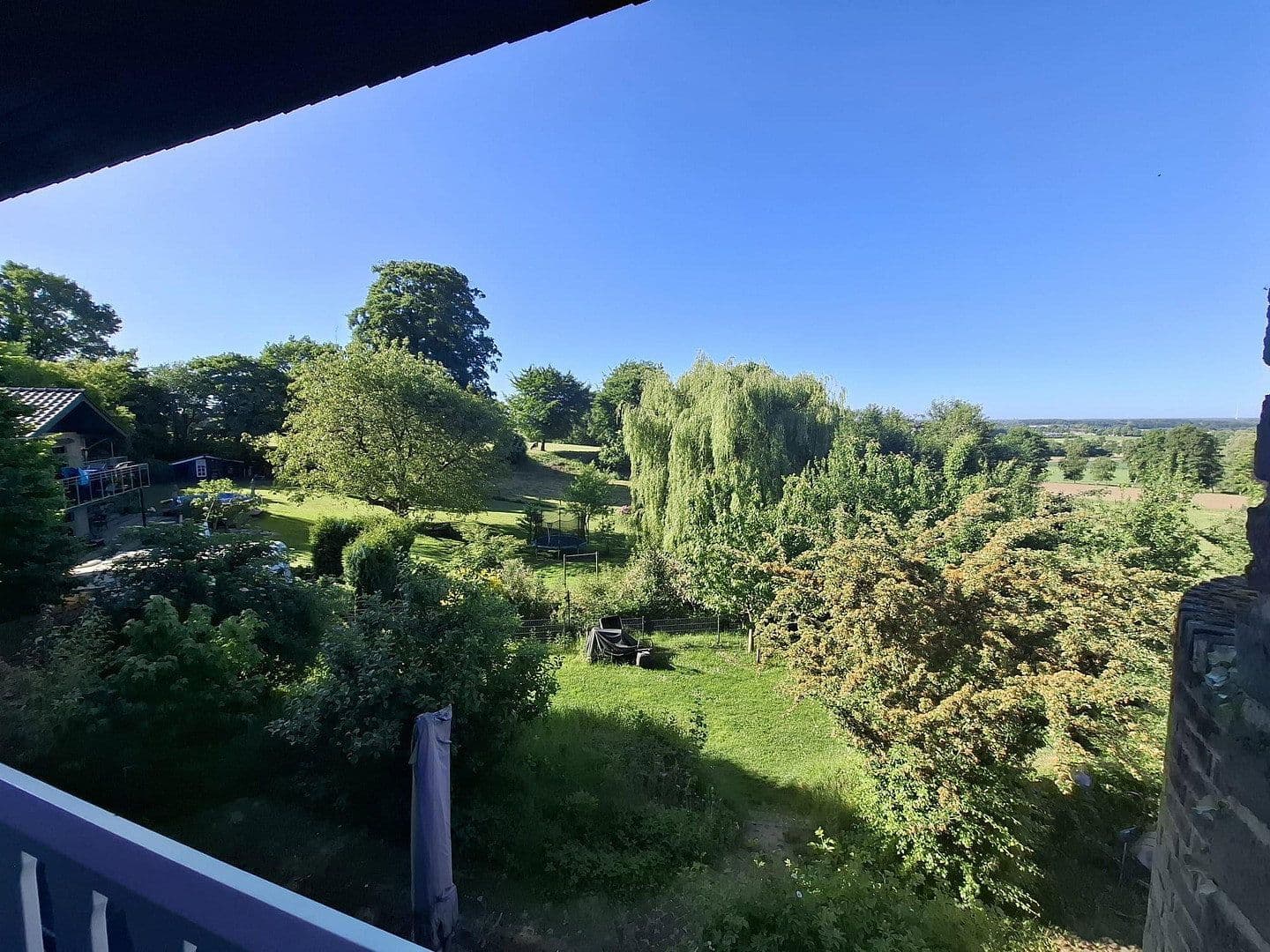 Prodej domu 378 m², pozemek 2.174 m², Nettetal, Severní Porýní-Vestfálsko Prodej domu 378 m², pozemek 2.174 m², Nettetal, Severní Porýní-Vestfálsko