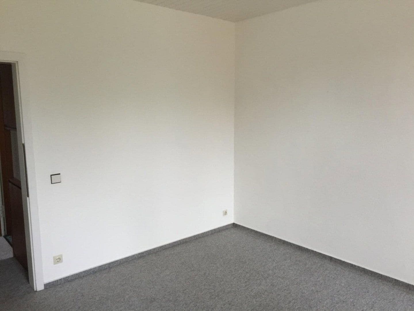 Pronájem bytu 1+1 30 m², Am Brodhagen 2, Bielefeld, Severní Porýní-Vestfálsko Pronájem bytu 1+1 30 m², Am Brodhagen 2, Bielefeld, Severní Porýní-Vestfálsko