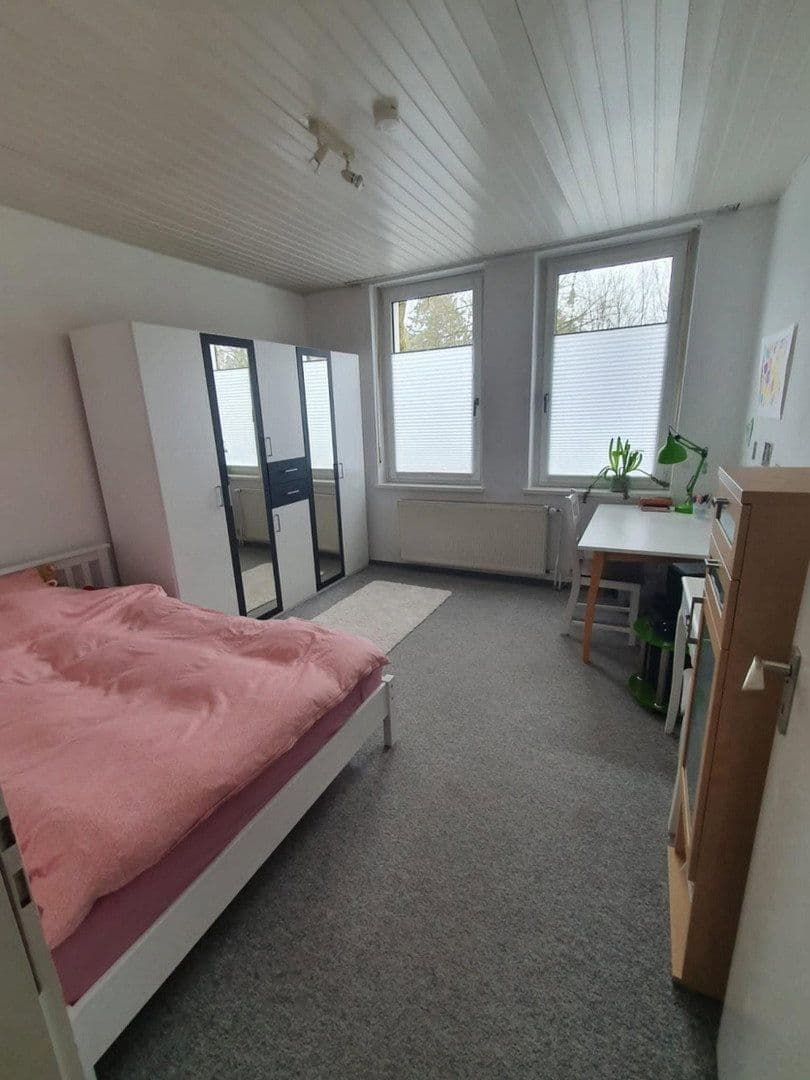 Pronájem bytu 1+1 30 m², Am Brodhagen 2, Bielefeld, Severní Porýní-Vestfálsko Pronájem bytu 1+1 30 m², Am Brodhagen 2, Bielefeld, Severní Porýní-Vestfálsko