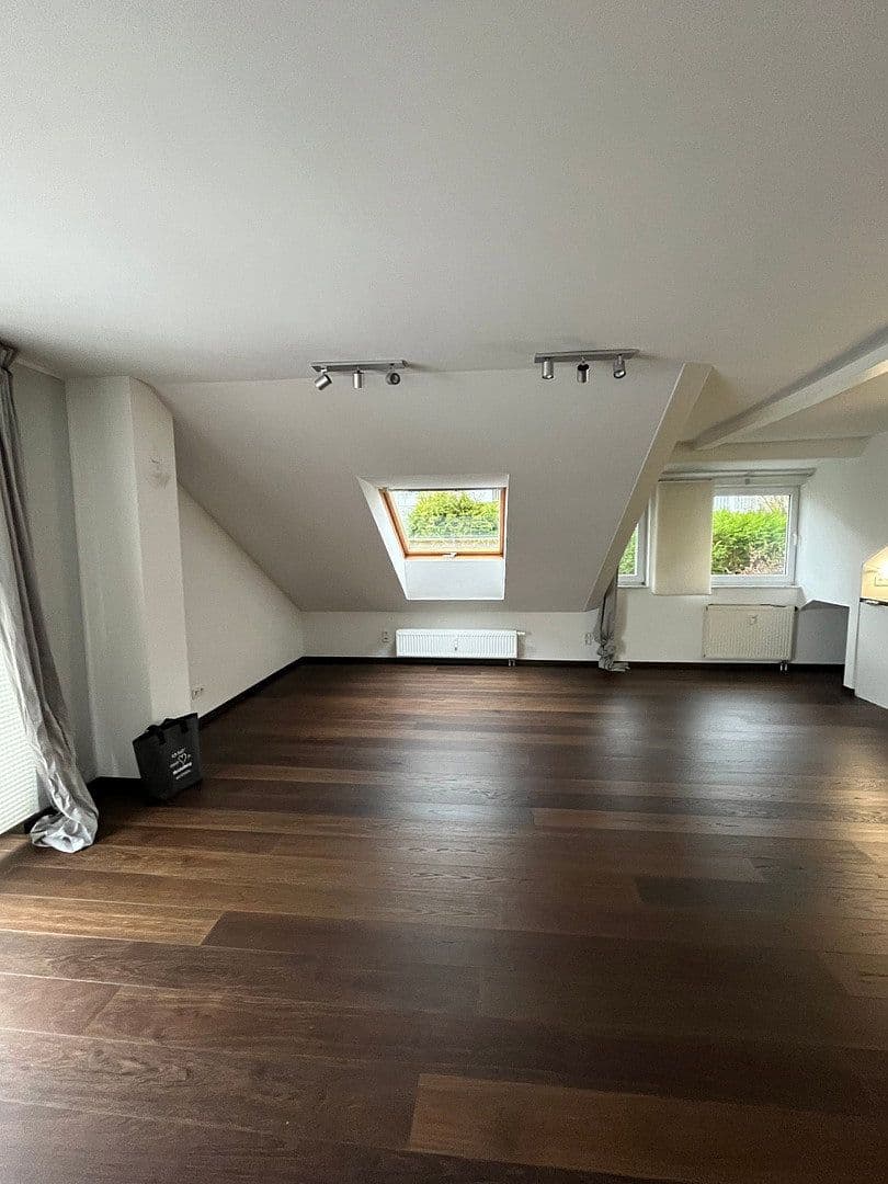 Pronájem bytu 2+1 62 m², Eulenweg 4, Wilhelmsfeld, Bádensko-Württembersko Pronájem bytu 2+1 62 m², Eulenweg 4, Wilhelmsfeld, Bádensko-Württembersko