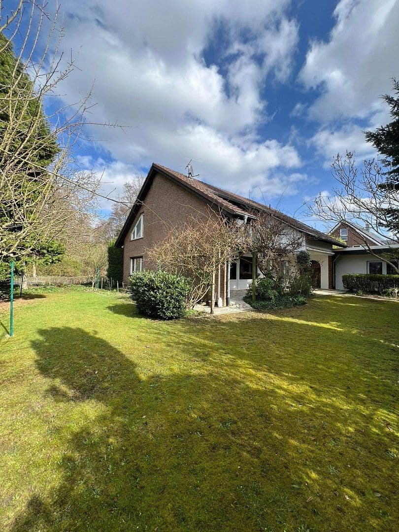 Prodej domu 268 m², pozemek 1.042 m², Rehhecke 61, Ratingen, Severní Porýní-Vestfálsko Prodej domu 268 m², pozemek 1.042 m², Rehhecke 61, Ratingen, Severní Porýní-Vestfálsko