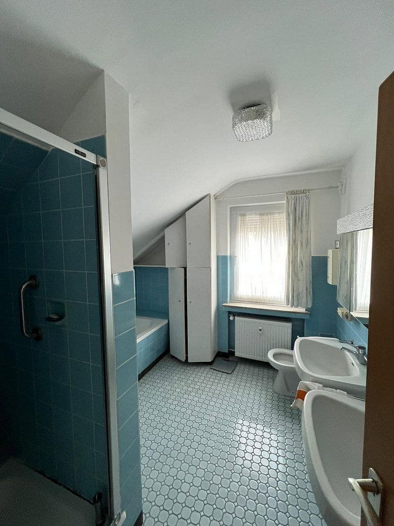 Prodej domu 268 m², pozemek 1.042 m², Rehhecke 61, Ratingen, Severní Porýní-Vestfálsko Prodej domu 268 m², pozemek 1.042 m², Rehhecke 61, Ratingen, Severní Porýní-Vestfálsko