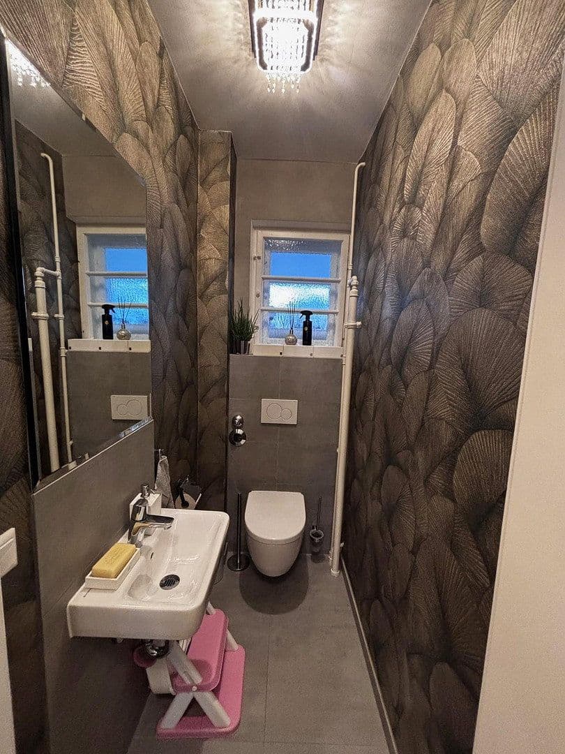 Pronájem bytu 4+1 113 m², Mainzer Straße 1a, München, Bavorsko Pronájem bytu 4+1 113 m², Mainzer Straße 1a, München, Bavorsko