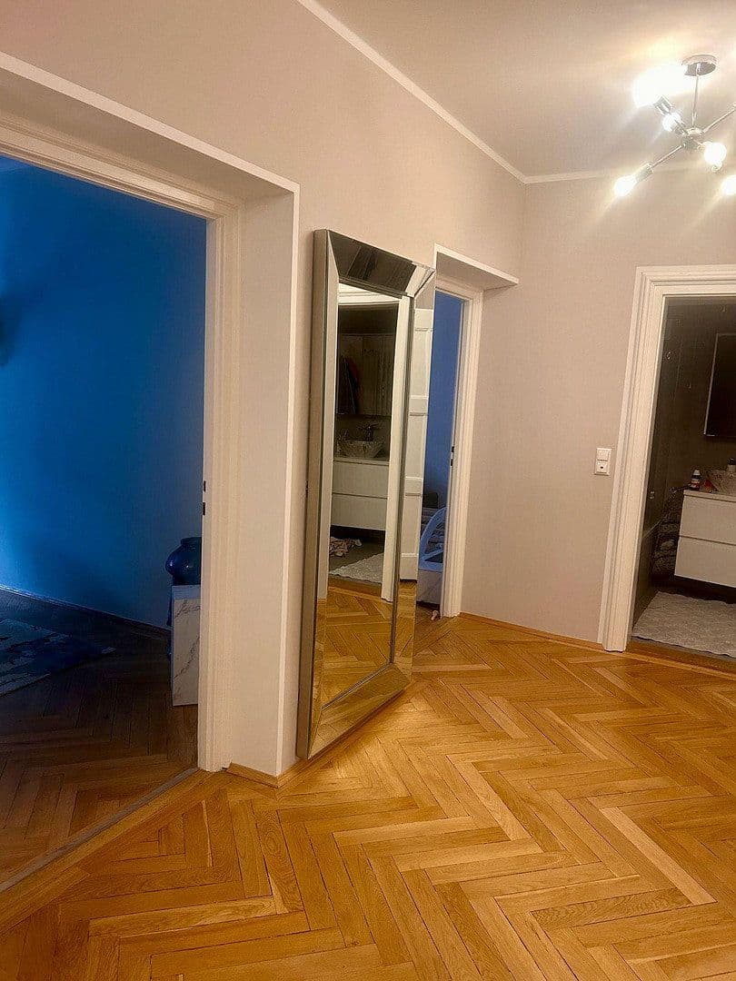 Pronájem bytu 4+1 113 m², Mainzer Straße 1a, München, Bavorsko Pronájem bytu 4+1 113 m², Mainzer Straße 1a, München, Bavorsko