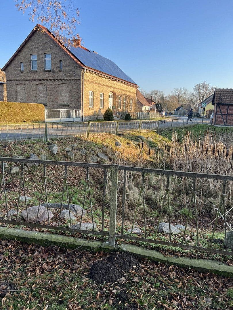 Prodej domu 156 m², pozemek 999 m², Medow, Mecklenburg-Vorpommern Prodej domu 156 m², pozemek 999 m², Medow, Mecklenburg-Vorpommern