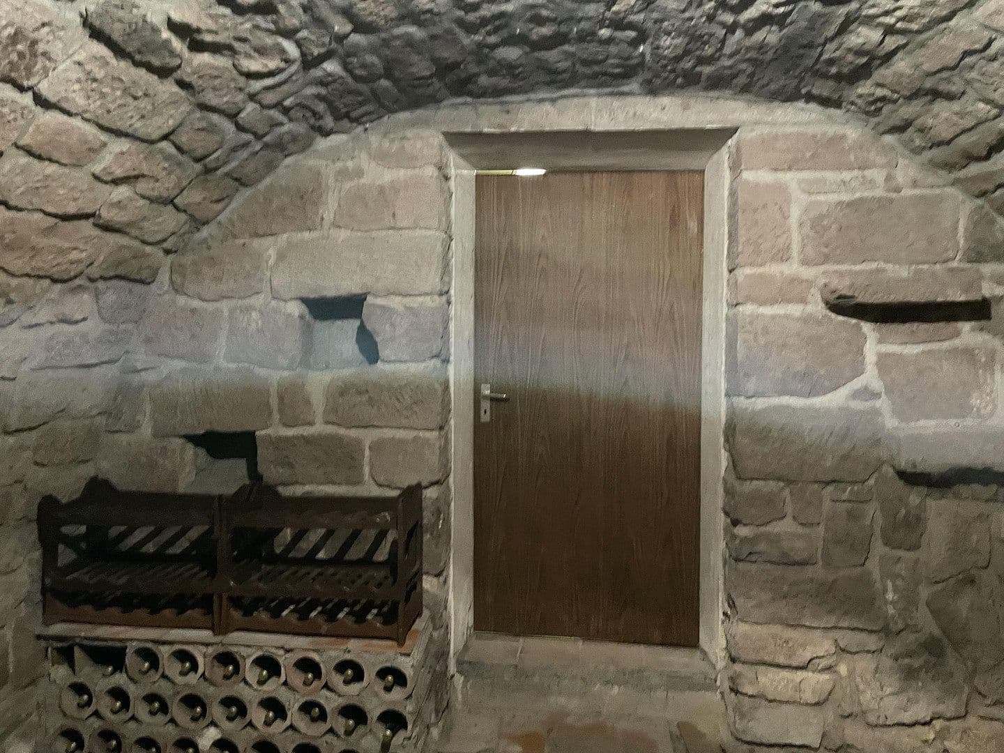 Prodej domu 225 m², pozemek 572 m², Maulbronn, Bádensko-Württembersko Prodej domu 225 m², pozemek 572 m², Maulbronn, Bádensko-Württembersko