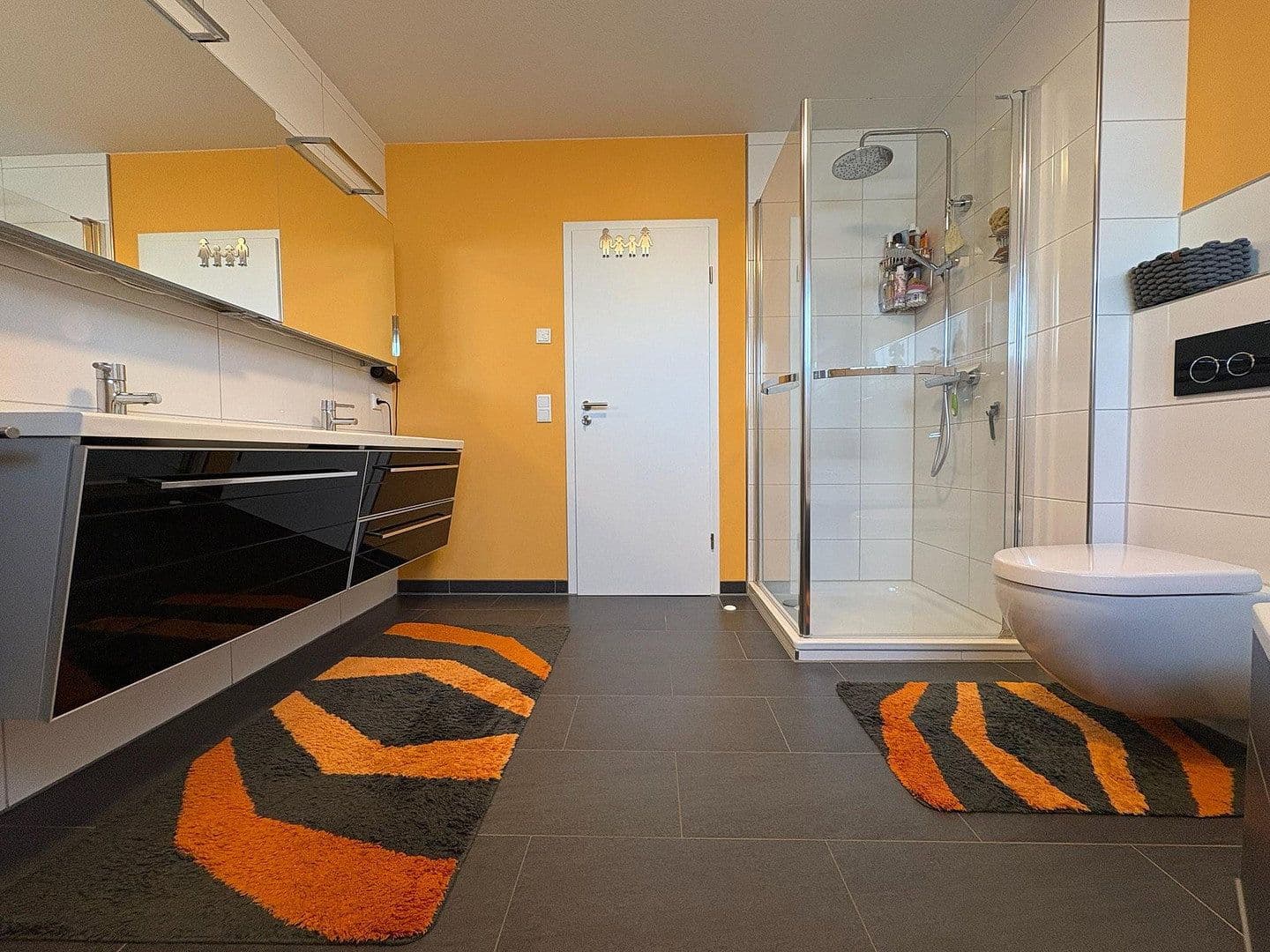 Prodej domu 172 m², pozemek 225 m², Plankstadt, Bádensko-Württembersko Prodej domu 172 m², pozemek 225 m², Plankstadt, Bádensko-Württembersko