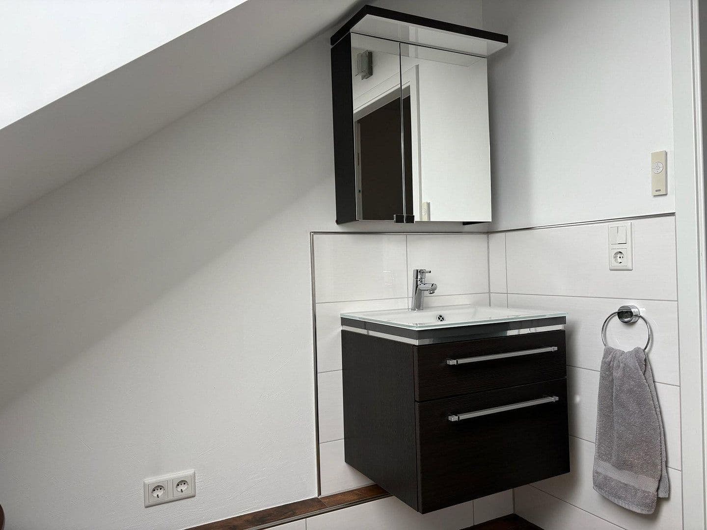 Prodej domu 172 m², pozemek 225 m², Plankstadt, Bádensko-Württembersko Prodej domu 172 m², pozemek 225 m², Plankstadt, Bádensko-Württembersko