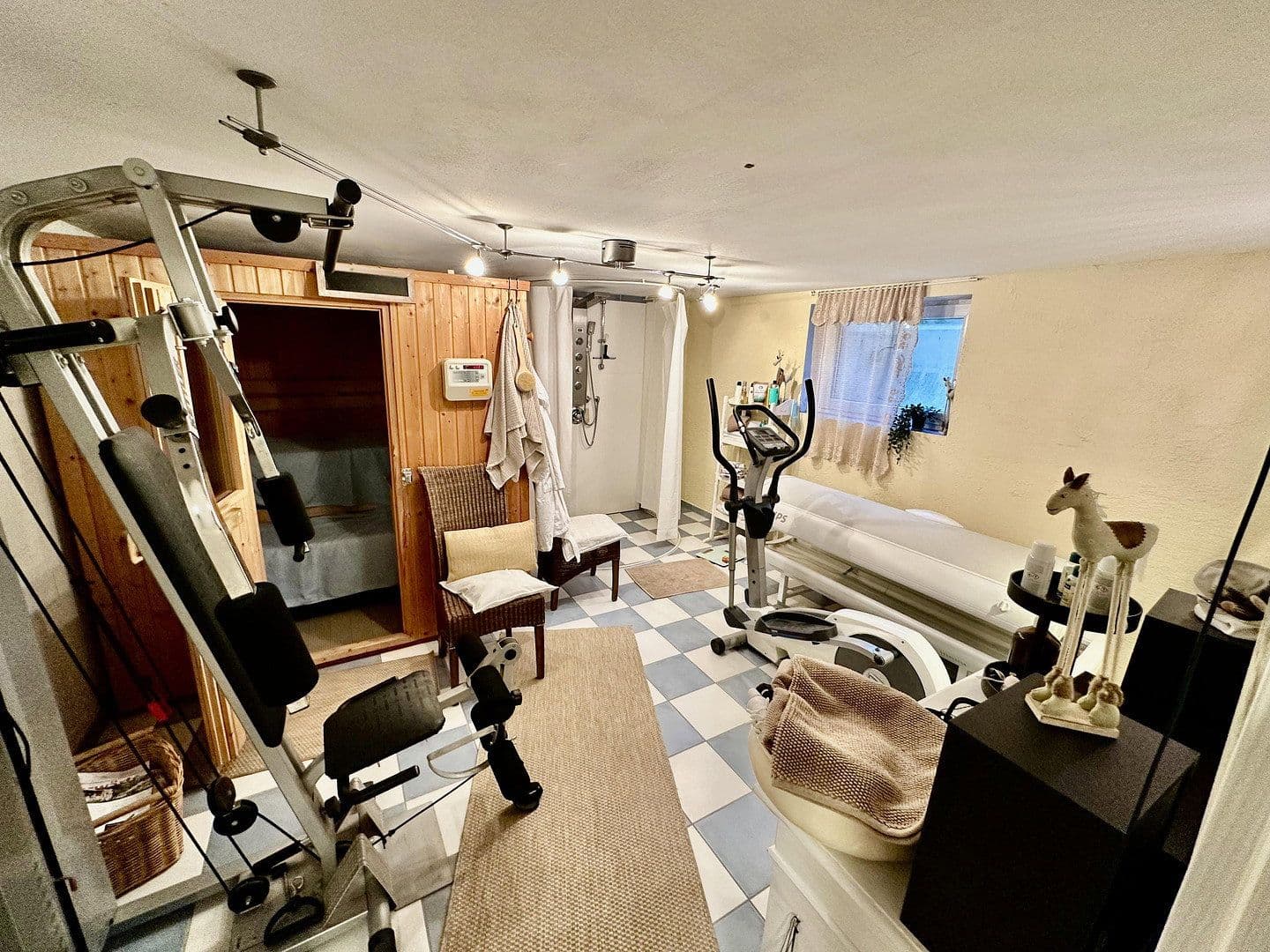 Prodej domu 317 m², pozemek 1.136 m², Bahnhofstraße 55a, Oberndorf, Dolní Sasko Prodej domu 317 m², pozemek 1.136 m², Bahnhofstraße 55a, Oberndorf, Dolní Sasko