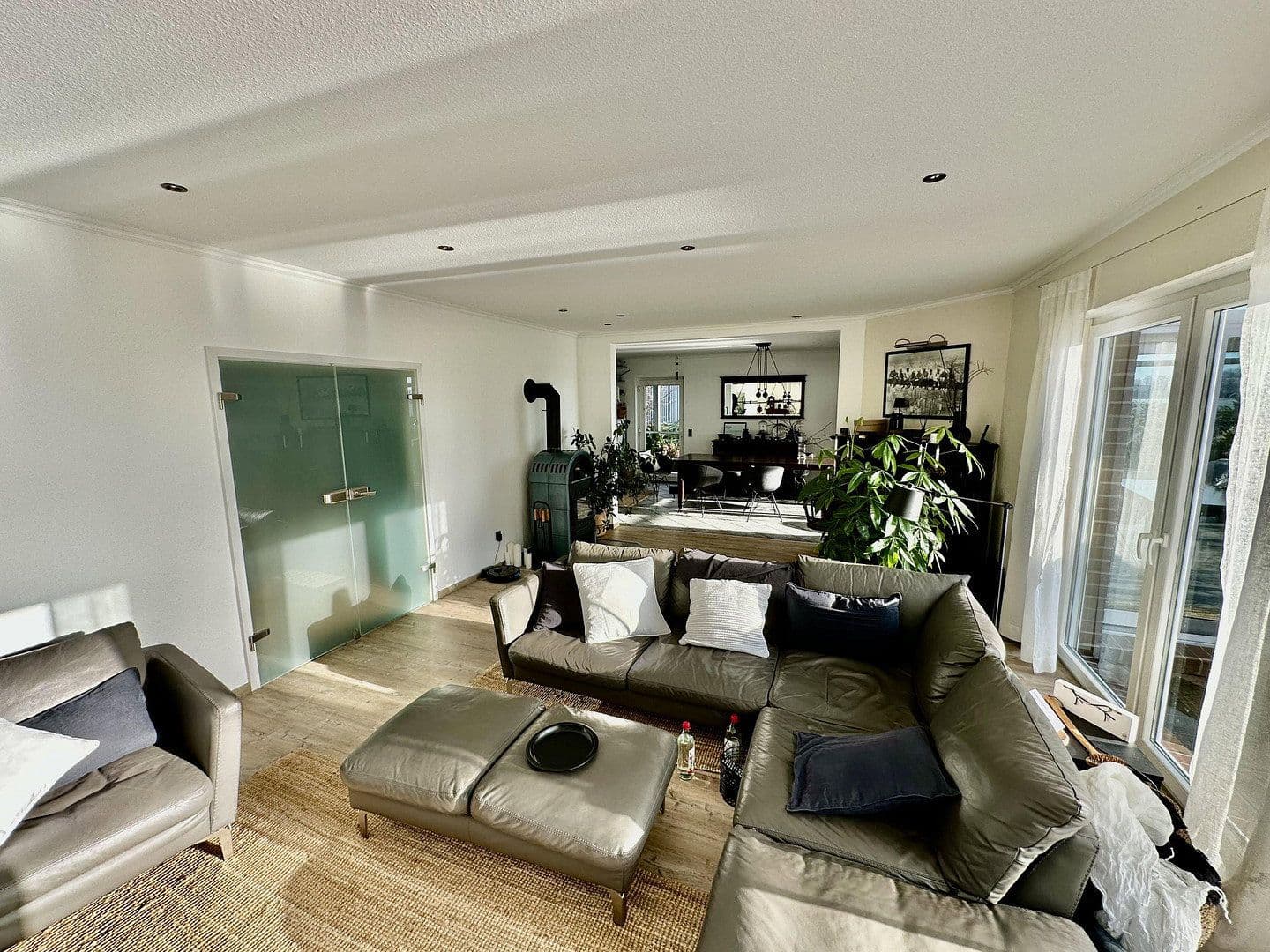 Prodej domu 317 m², pozemek 1.136 m², Bahnhofstraße 55a, Oberndorf, Dolní Sasko Prodej domu 317 m², pozemek 1.136 m², Bahnhofstraße 55a, Oberndorf, Dolní Sasko